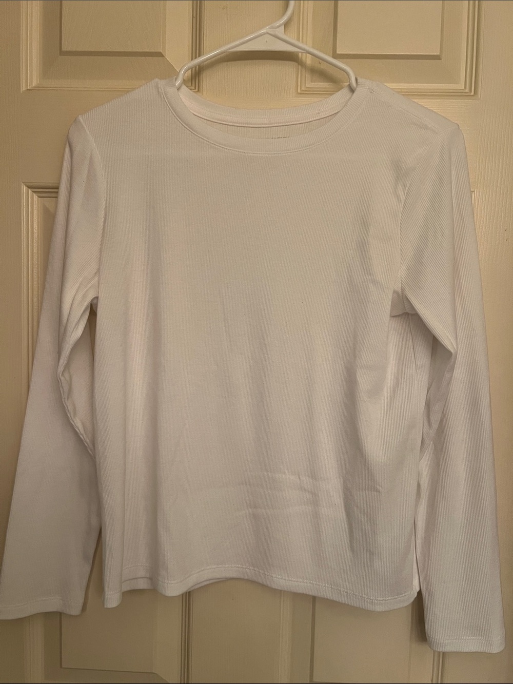Old Navy White Long Sleeve Crewneck Tee for Kids
